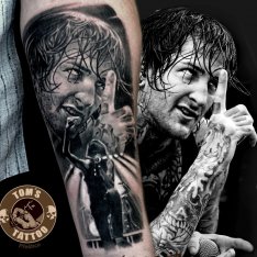 Mitch Lucker.Black and gray.