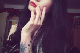 selfie tattoo Veronica , 21let , Hradec Králové